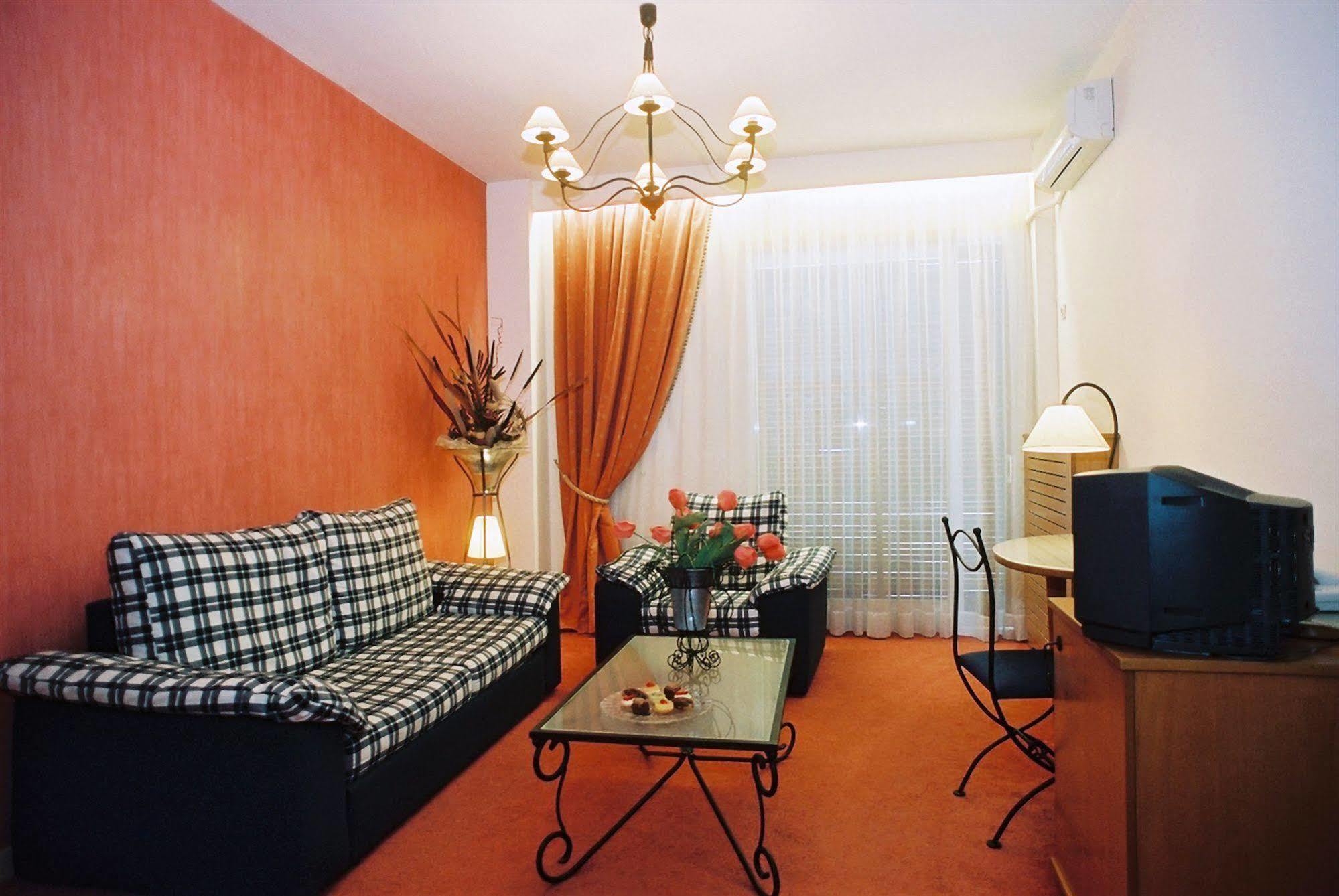Nepheli Hotel Салоніки Екстер'єр фото